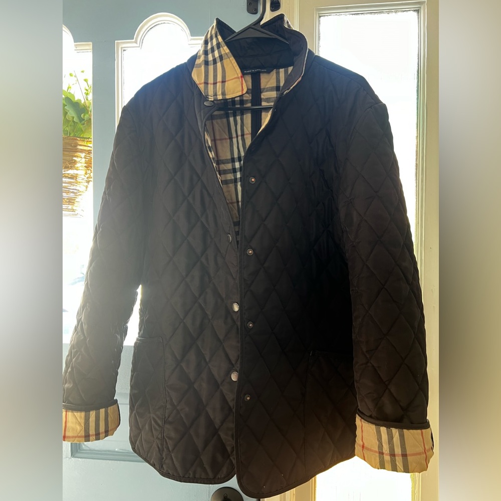 Beautiful Burberry barn jacket ❤️